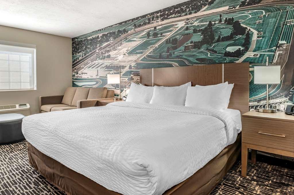 ホテル Clarion Pointe Indianapolis Airport プレインフィールド 部屋 写真